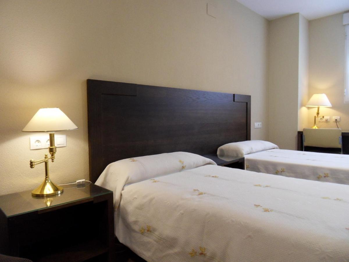 Hostal El Estudio Almansa Εξωτερικό φωτογραφία