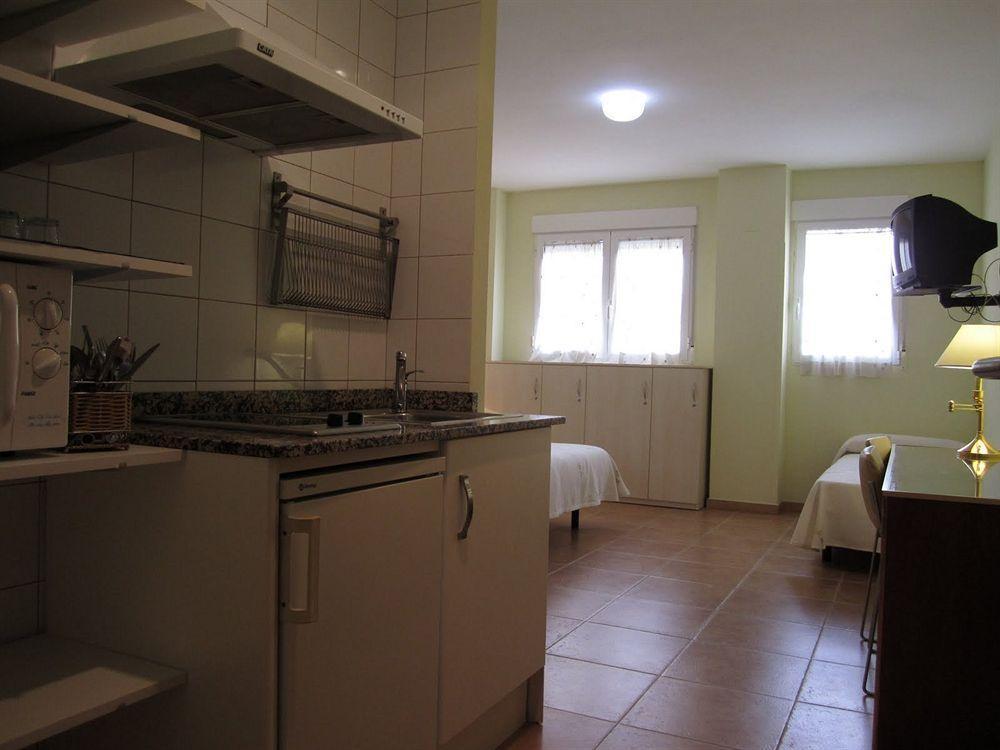Hostal El Estudio Almansa Εξωτερικό φωτογραφία