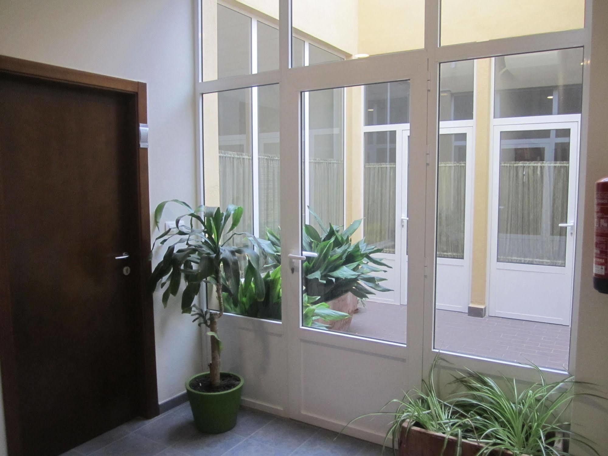Hostal El Estudio Almansa Εξωτερικό φωτογραφία