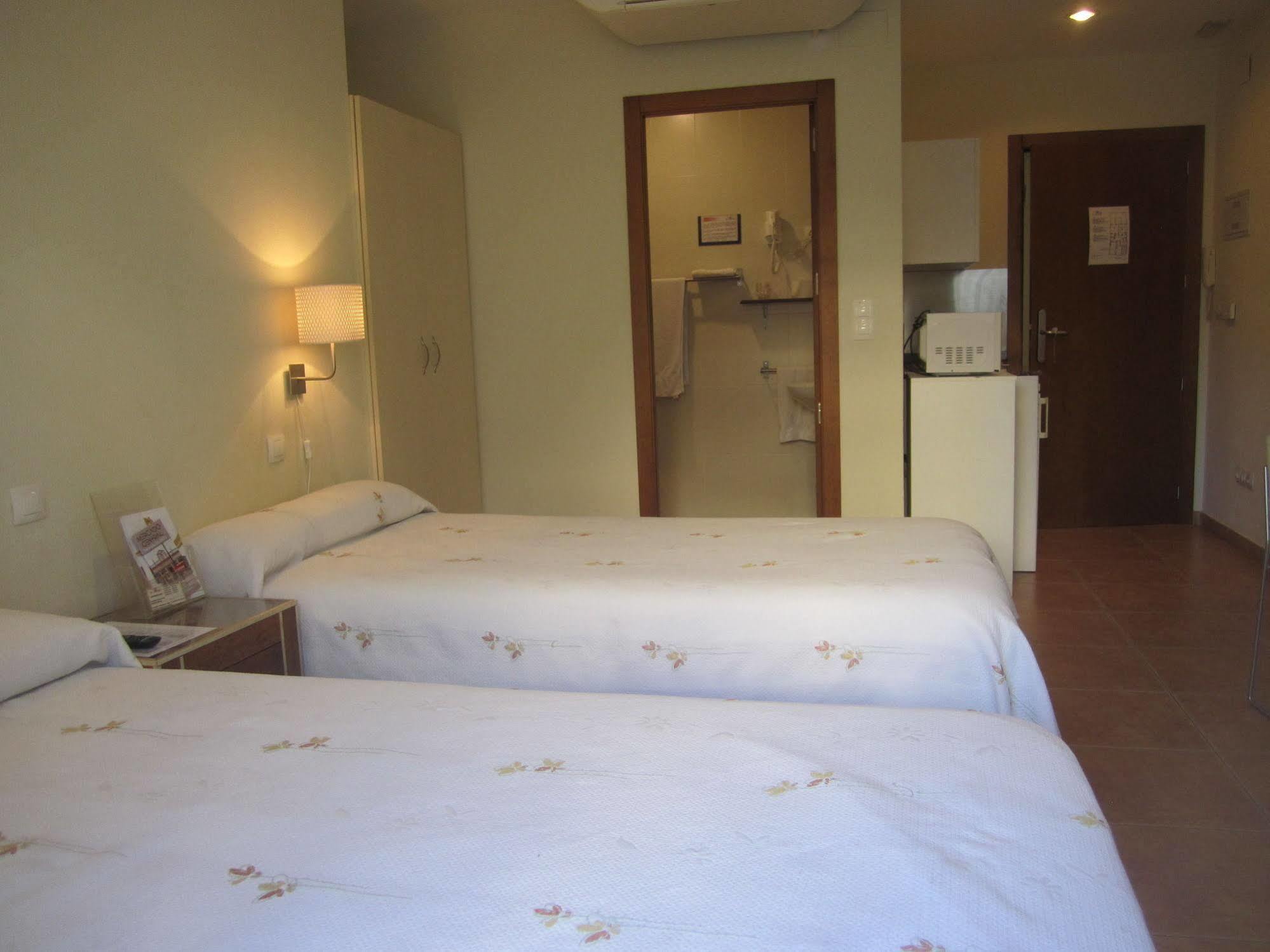 Hostal El Estudio Almansa Εξωτερικό φωτογραφία