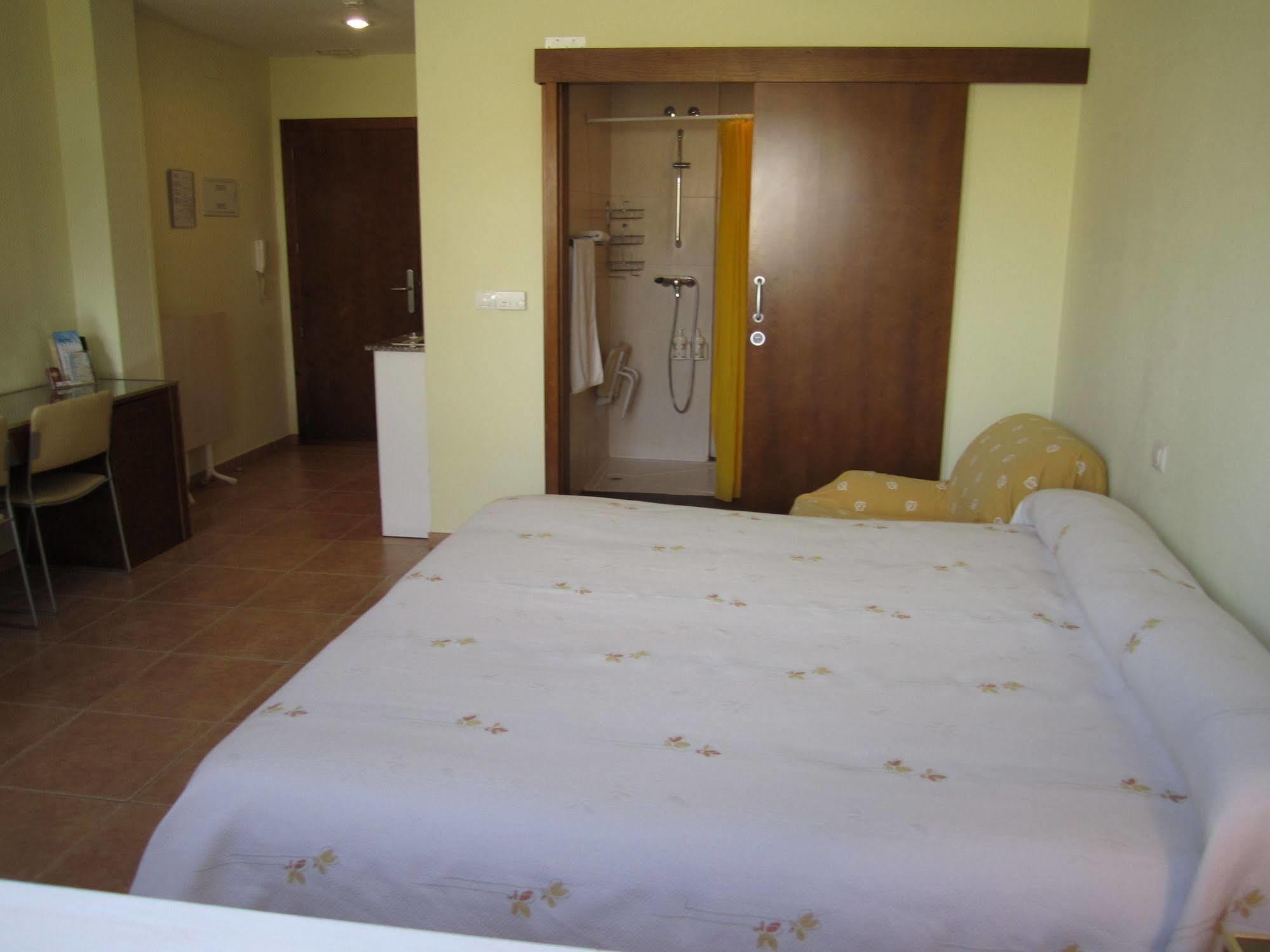 Hostal El Estudio Almansa Εξωτερικό φωτογραφία